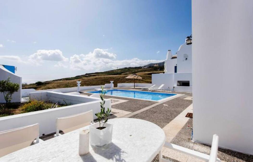 Santorini Traditional Suites Vóthon Exterior foto